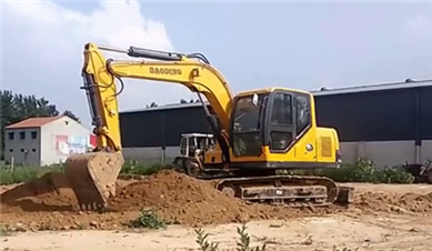 How to measure the excavator bucket dimensions?