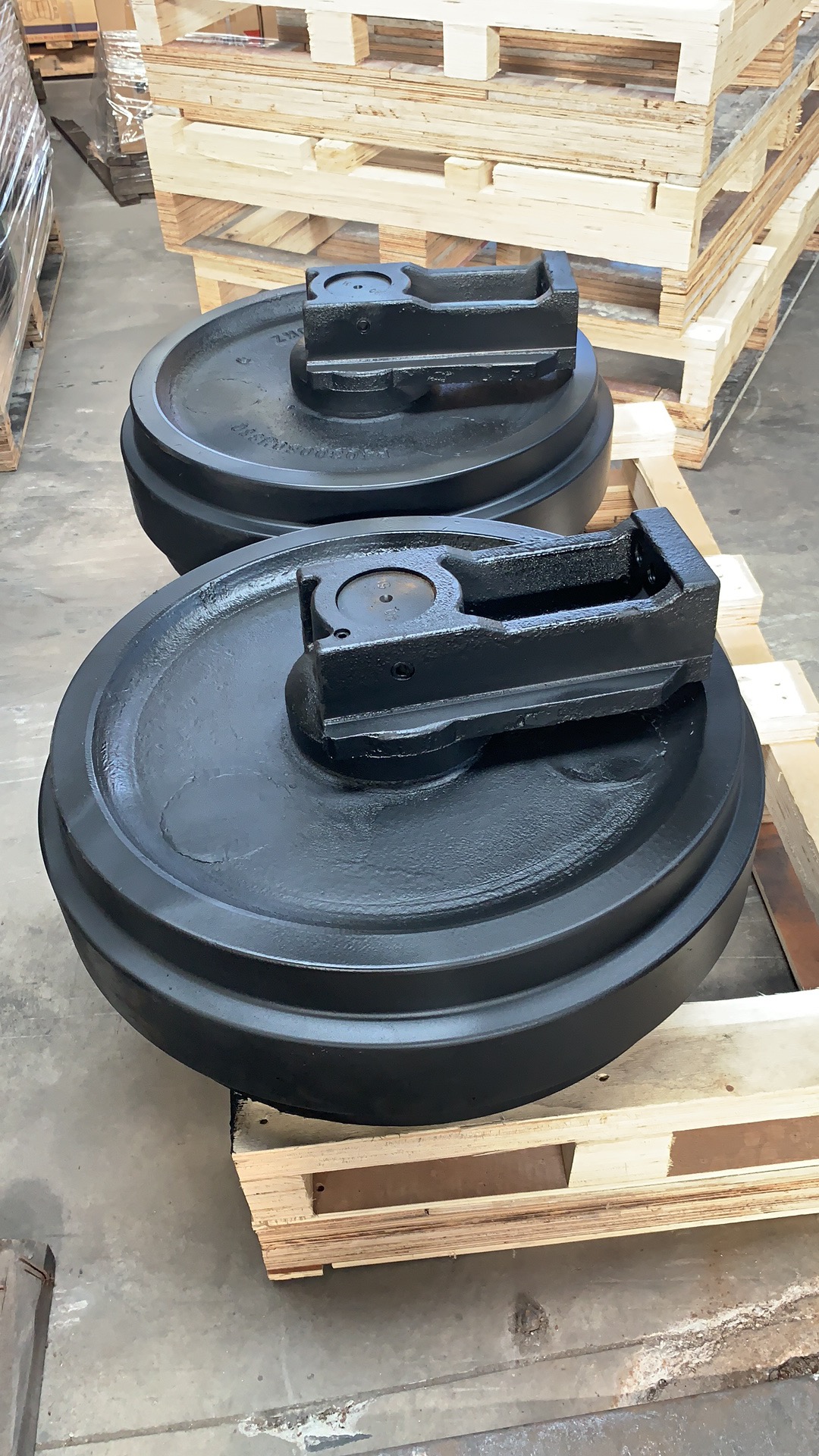 SH60 Carrier Roller For Undercarriage Excavator Part